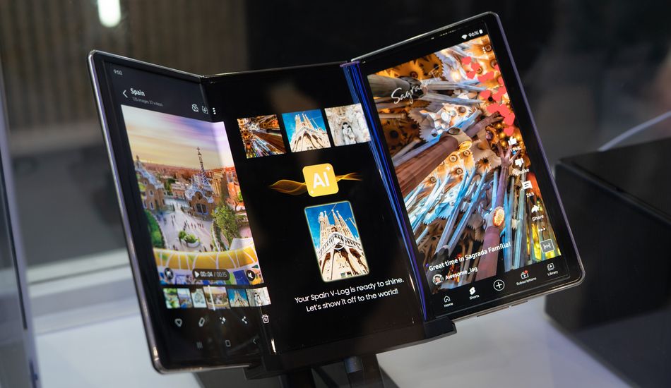 Trifold Phone